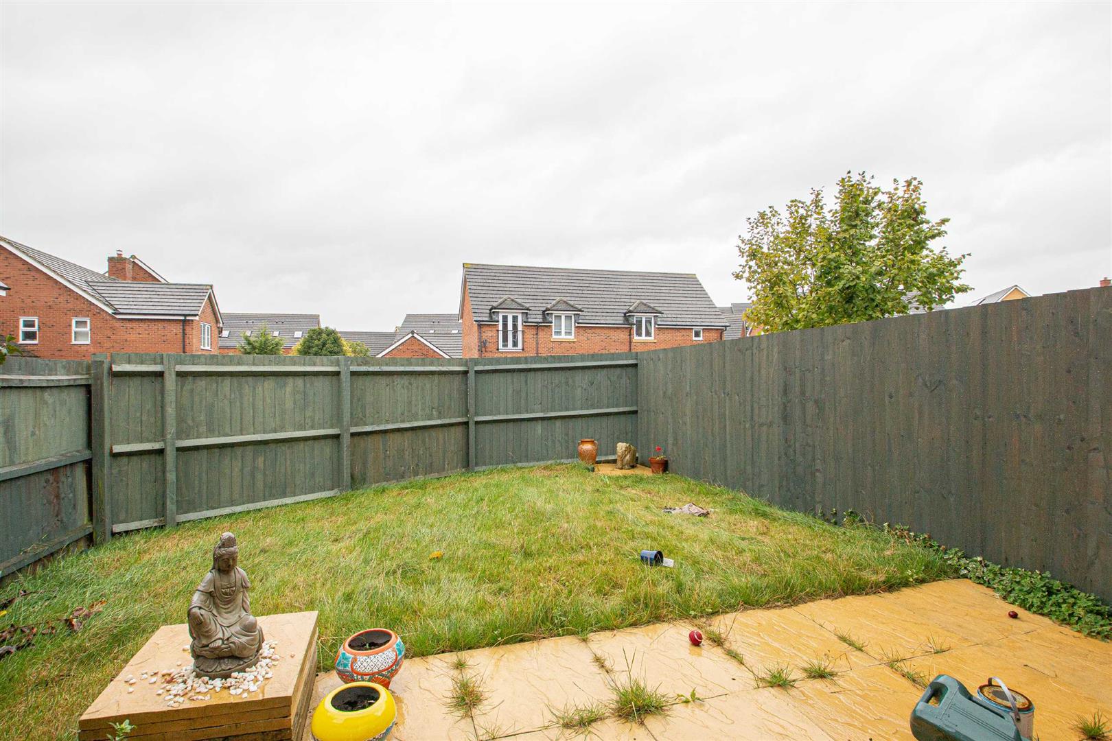 Fonda Meadows, Oxley Park, Milton Keynes